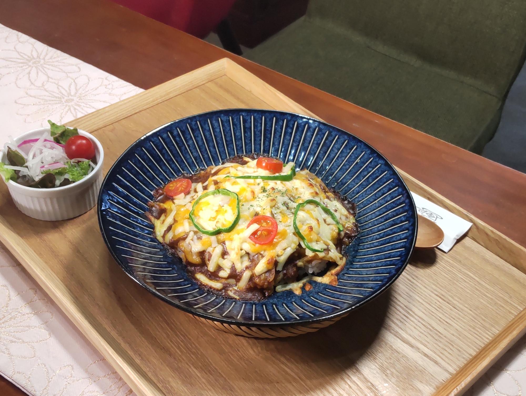 和cafeここら（吉祥焼カレー）